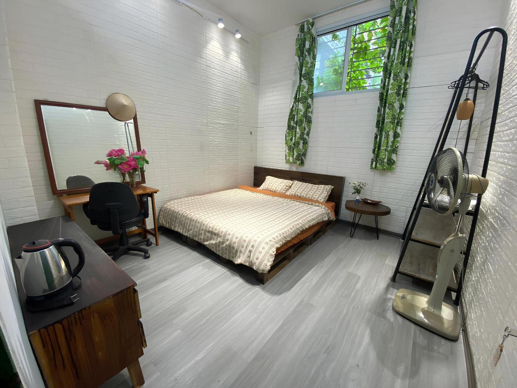 Privatunterkunft Anchie Ly Nam De- Ha Noi Train Street- Ha Noi Old Quarter *
